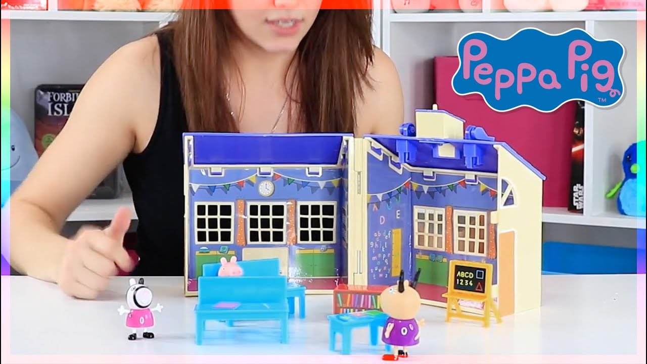 Peppa Pig Deluxe School House Playset