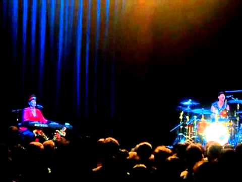 2/19 Dresden Dolls  - Modern Moonlight  - Boston 11/02/10