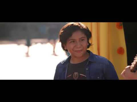 Un Poco Loco_Anthony Gonzalez & Sean Oliu_English Subtitles