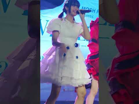 221218 (Praew Fancam) Yami Yami - Kagami no Naka Kara @ Winter Idol - Donki Mall Thonglor