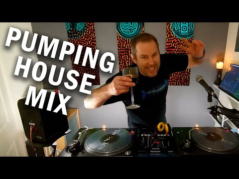 Pumping house all over your NYE with tecMode!