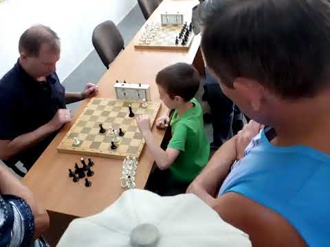 Endgame: IM Shalimov Valery (2440) vs. Cherniaiev Tykhon (1934), 15+0, 1-0.