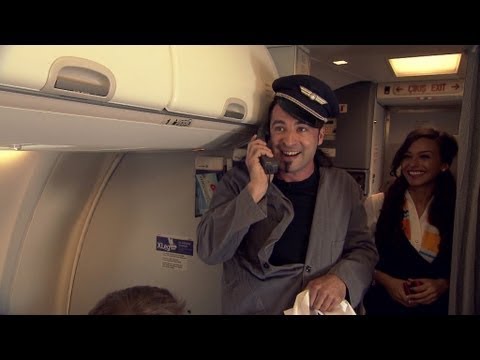 Flugbeleiter Mompfred - Die Bülent Ceylan Show