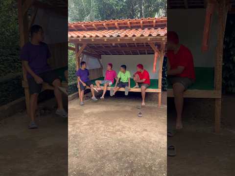 Kalian ada ga temen yang kalo main kejer kejeran itu, mainnya sama bocil #shorts #lucu #kocak