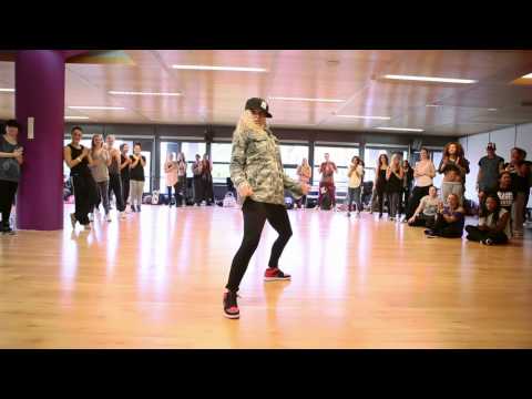 Laure Courtellemont - Global Dance Centre - 2012