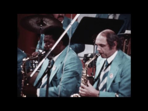 RR7245A WEST GERMANY: ELECTIONS ADVANCER