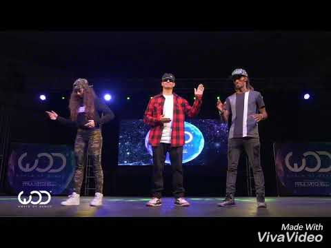 Joget Robot paling keren, nggak nonton rugi