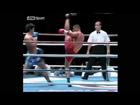 Andy Hug axe kick