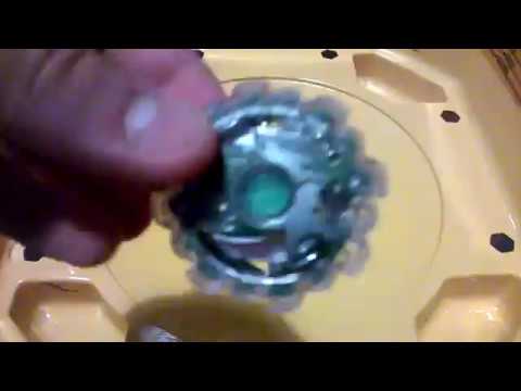 Kerbeus Wing Fusion vs Valtryek Spread Survive(Hasbro)