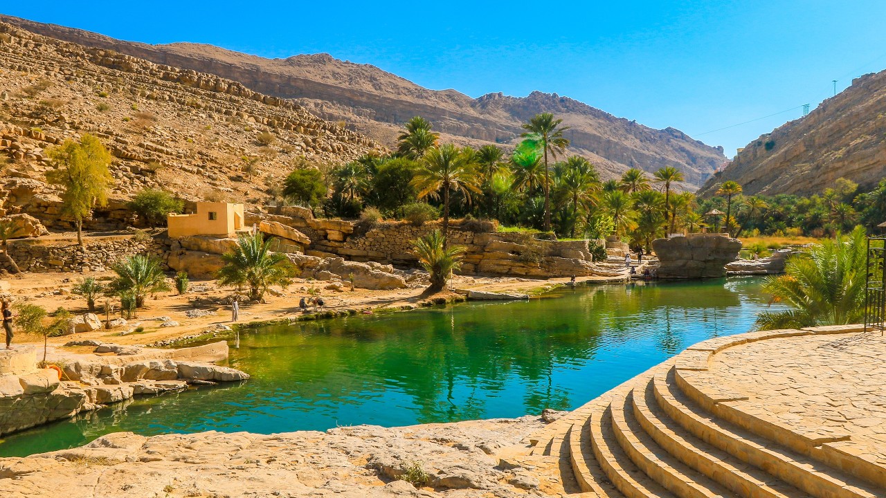 Unexpected Beauty of Oman in Stunning 8K - Mountains, Turquoise Wadis & Desert Landscapes (Ep 1)