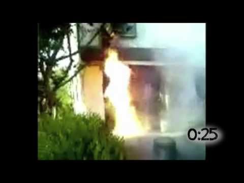 download lagu mp3 mp4 Deep Fried Turkey Gone Wrong, download lagu Deep Fried Turkey Gone Wrong gratis, unduh video klip Deep Fried Turkey Gone Wrong