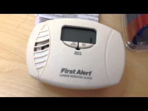 First Alert CO615 Carbon Monoxide Detector Alarm Plug In Review