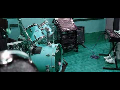 MF DOOM & Westside Gunn - 2 Stings Remix