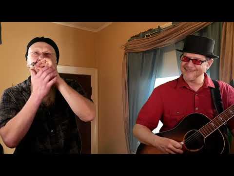Roo Chase and story of Hohner Thunderbird harmonica: Joe Filisko and Eric Noden