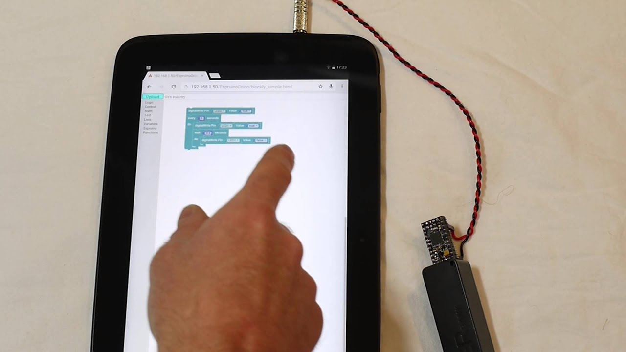 Espruino: Programming with a Headphone socket and Blockly