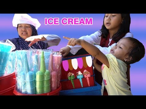 Drama Keysha and Afsheena Buy Ice Cream - Mama Pretend Selling Ice Cream