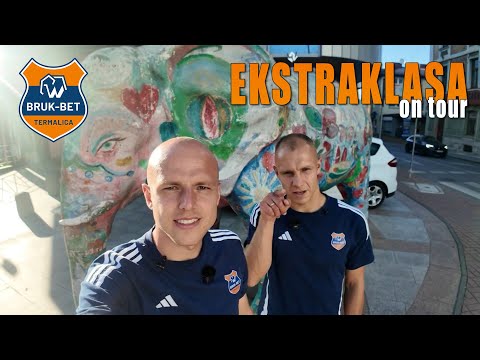 EKSTRAKLASA ON TOUR