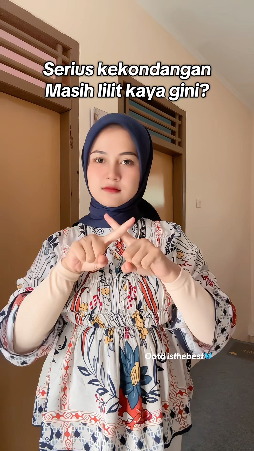Siap tampil glamor di kondangan? Coba tutorial hijab ini untuk tampilan yang kece! ✨💖