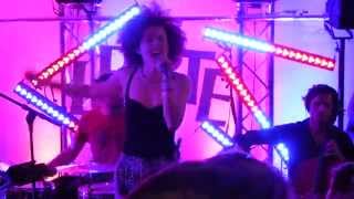 MarieMarie - Under The Neon Sky - live @Variété Liberté Maienzeit Carrée Munich 2014-05-23