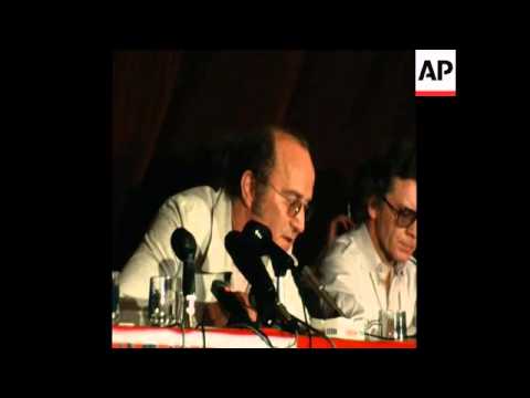 SYND 10 5 76  PRESS CONFERENCE  IN STUTTGART FOR MEINHOF DEATH