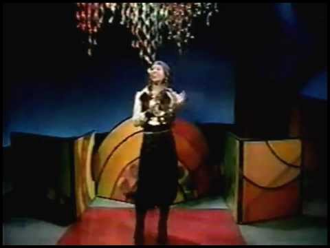 Madeleine Chartrand - Ani Kuni (HQ)