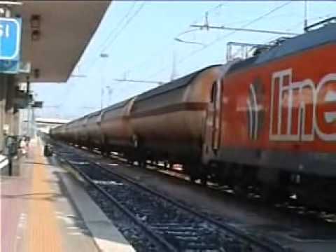 E186 908 di Linea a Brindisi poco prima della sua partenza..