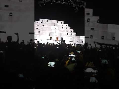 Armin van buuren @ pyramids of giza FSOE 500