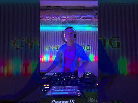 Ross Harper LIVE at Cyberdog London 2023-09-03