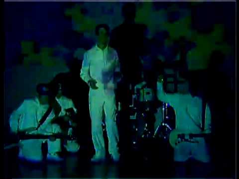 Video thumbnail for At Lo Kmo Kulam - את לא כמו כולם