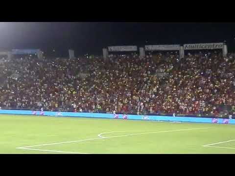 "REVOLUCION VINOTINTO SUR (TOLIMA VS MEDELLIN)" Barra: Revolución Vinotinto Sur • Club: Tolima