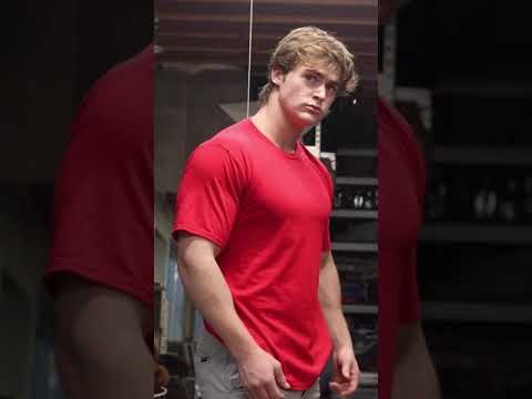 How To Look Bigger In Clothes (For Ectomorphs)