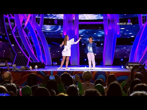 Микелла Абрамова feat. Ержан Максим - Эта любовь / Mikella Abramova feat Erzhan Maksim - This love