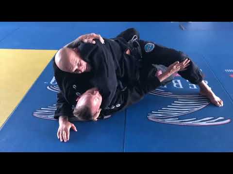 Ricardo "Rey" Diogo  Jiu Jitsu:   1/2 Guard top passes