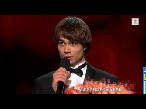 Alexander Rybak - Spellemann handover to Karpe Diem