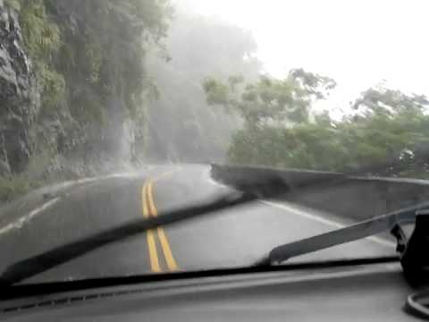 你有看過車道上有瀑布的嗎？