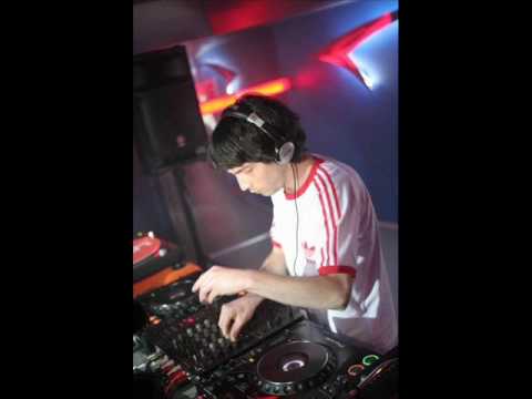 Alex Kenji - Jack That Body vs Rocca Party Boppa (DJ Juliano Iba.wmv