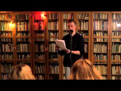 Jonas Eika Rasmussen på Forfatterskolens debutantoplæsning, december 2015