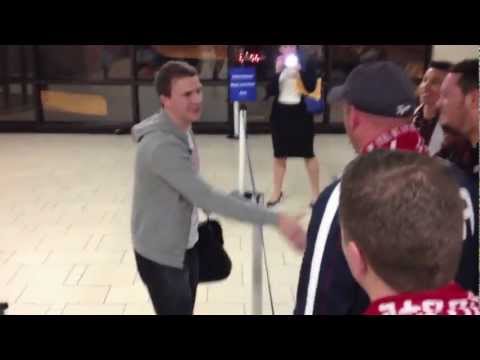 Darren Mackie Arrives In Phoenix (2/6/2013)