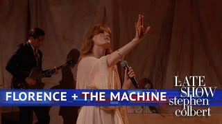 Florence + The Machine Perform &#39;Hunger&#39;