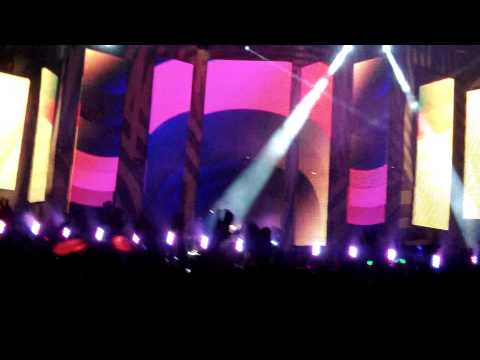 ZoukOut 2011 Singapore DJ Chuckie - Adele someone like you