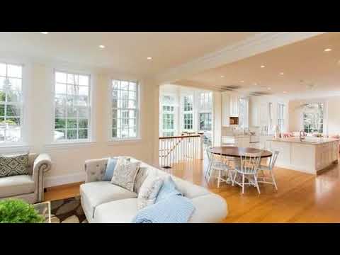 22 Greylock Rd, Wellesley, MA - Listed by Debi Benoit