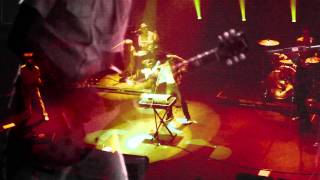 SEU JORGE and ALMAZ - Everybody Loves [LIVE IN SÃO PAULO]