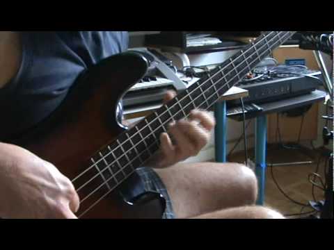 ATTILA JELINEK PRESENT DEMO ( IN THE RAIN ) SOUND BY VOX TONE LAP- E-BASS ARIA PRO