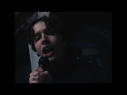 SPINN - People Should Know Better (Official Video)