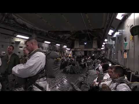 Paratroopers static line jumps on north pole