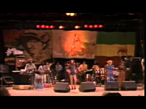 Bob Marley: The Legend Live - Santa Barbara County Bowl 11-25-1979(FULL SET)