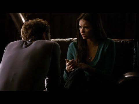 TVD 1x12 - Stefan gives Elena a compass he took from Damon that points to vampires | Delena Scenes