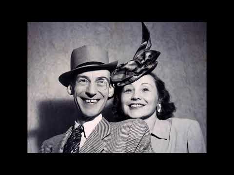 Latabár Kálmán - Fejes Teri: Kis csónakom a Dunán lengedez