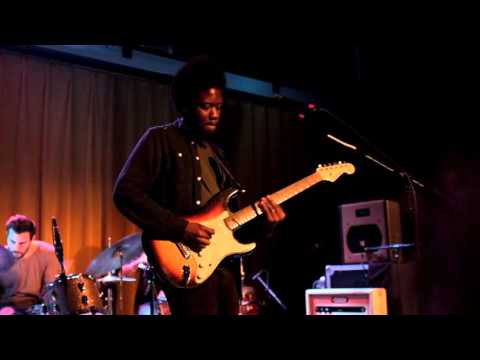 Michael Kiwanuka - Cold Little Heart (from the new album 'Love & Hate' ) - People's Place Amsterdam