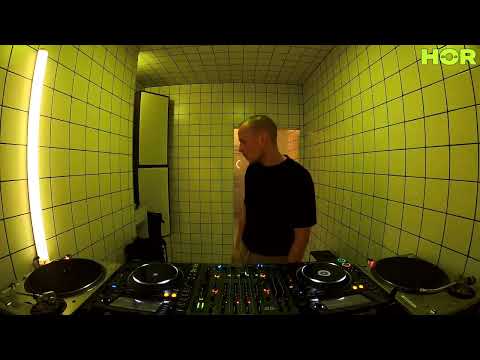 Robert Dietz / February 23 / 8pm-9pm